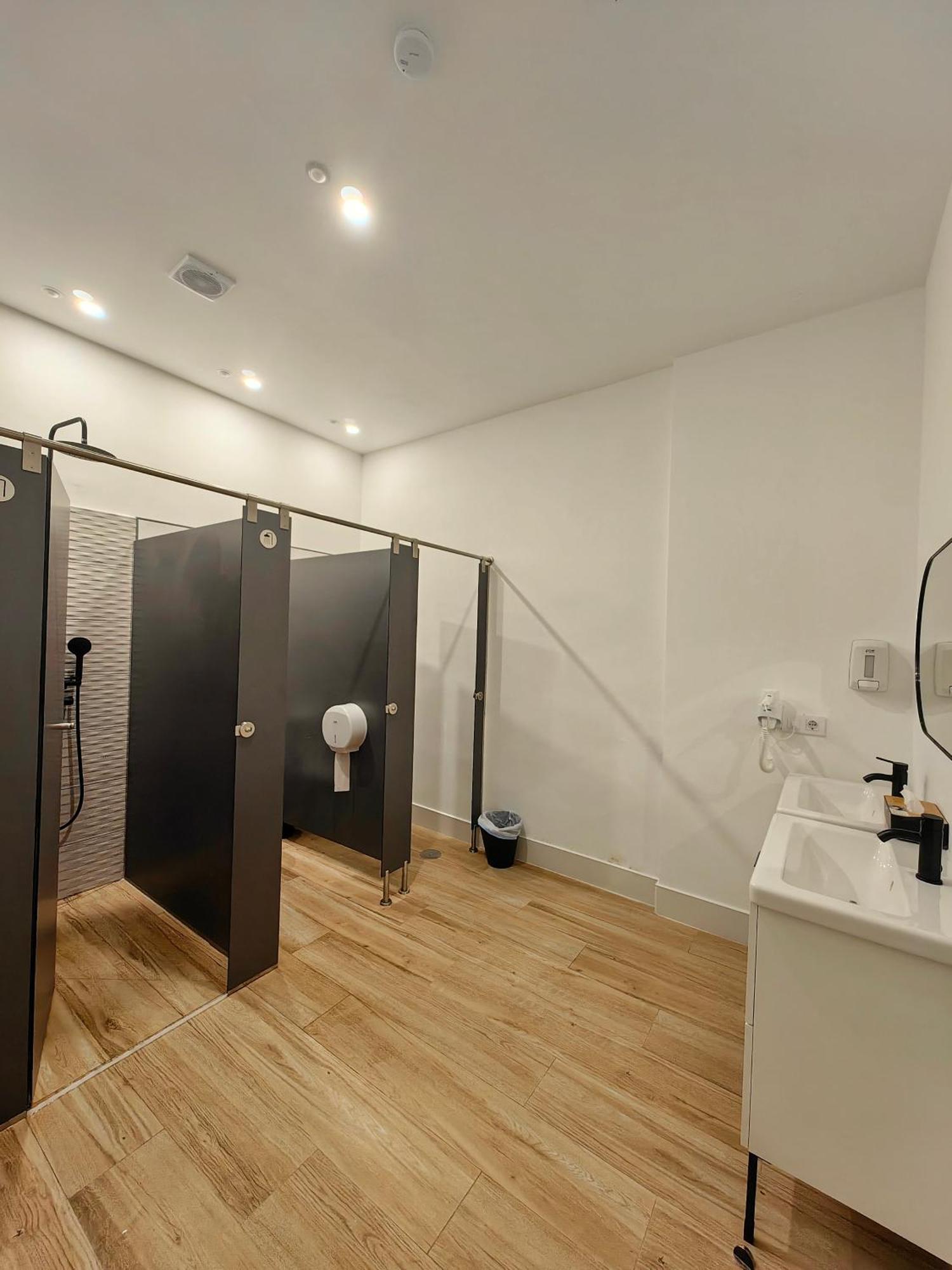 Hostel Siesta & Go Madrid Kültér fotó