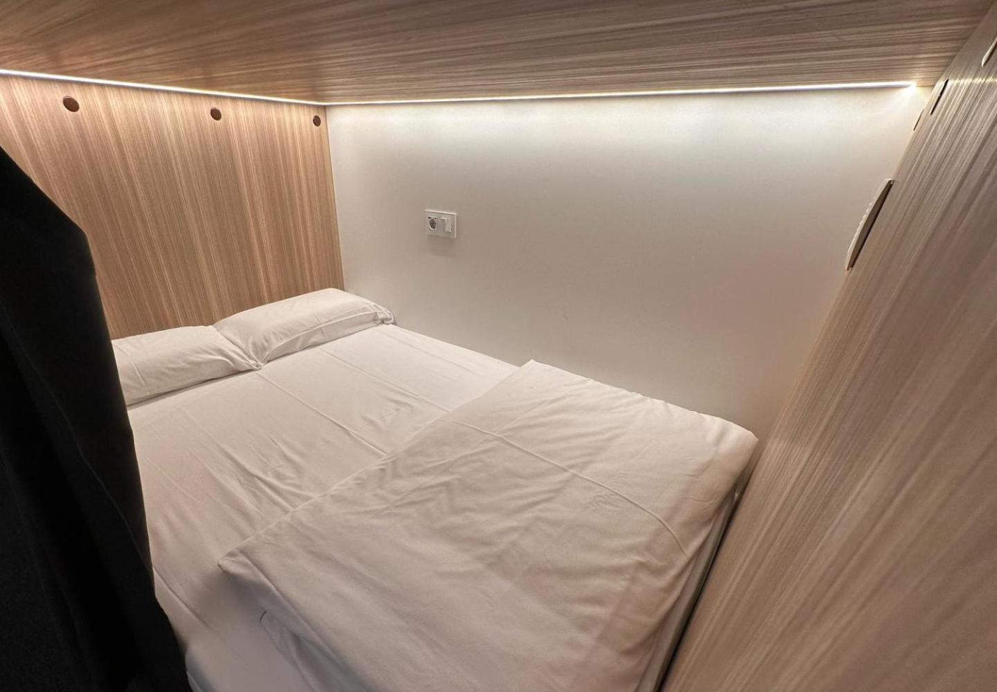 Hostel Siesta & Go Madrid Kültér fotó